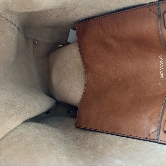 Brown Leather over the shoulder tote bag - Picture 6 of 6